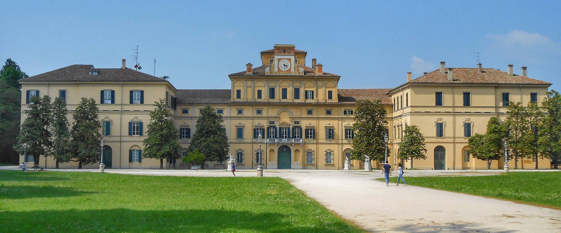 Palazzo del giardino Ducale photo by Magi2196
